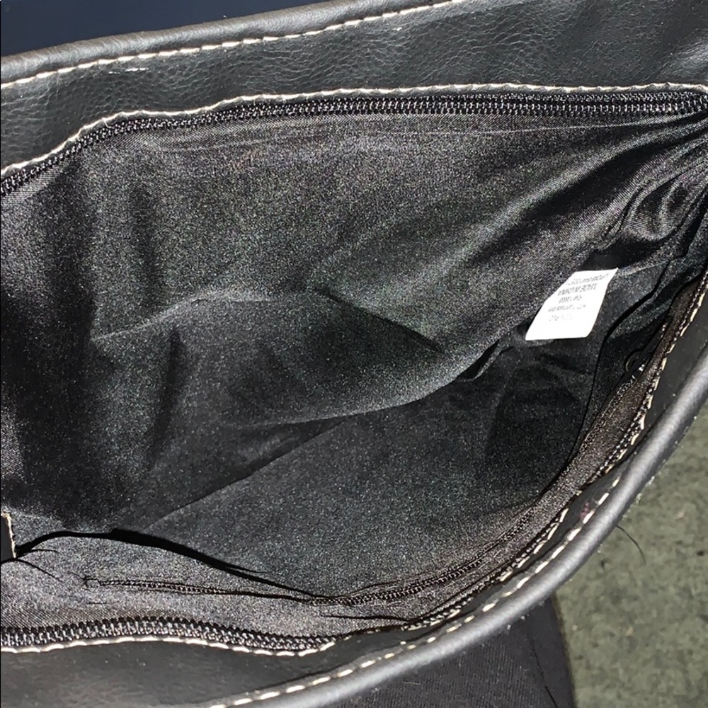 Purse - Picture 4 of 7